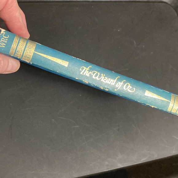 The wizard of Oz The weekly Reader Classics HB Book 1983 - Picture 2 of 7